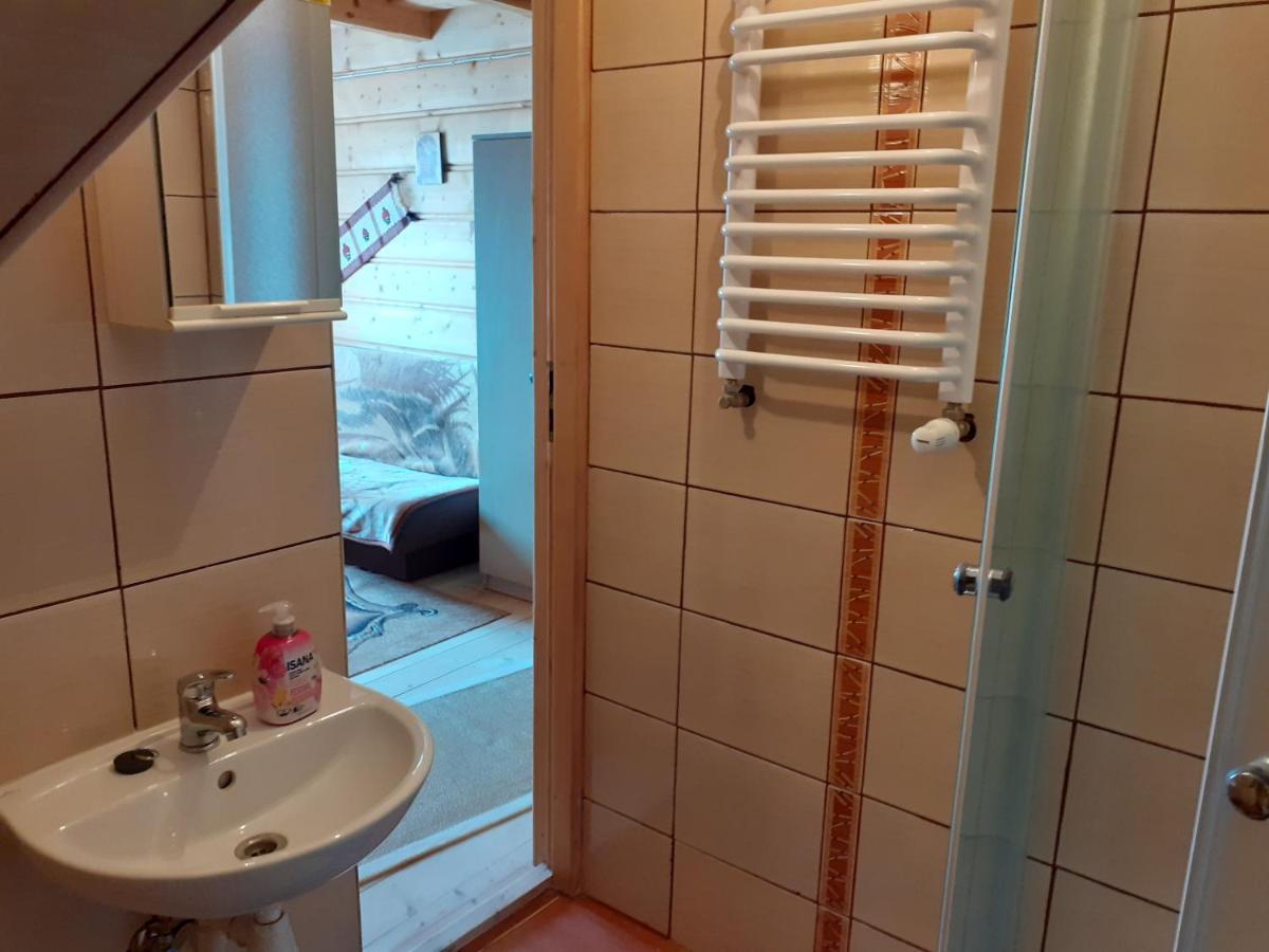 Pod Modrzewiem Bukowina Tatrzańska Kültér fotó